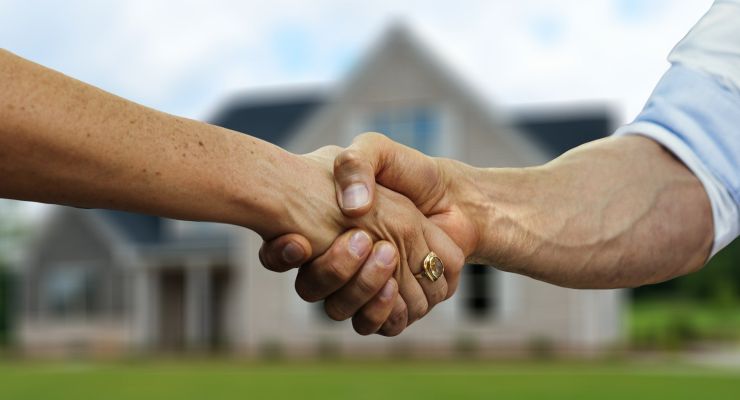 Thinking of becoming an Ontario Real Estate Agent?