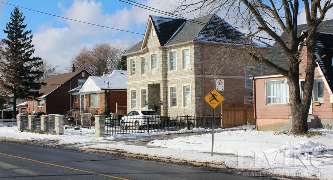 Neighbourhood Profile: Yorkdale and Lawrence Manor