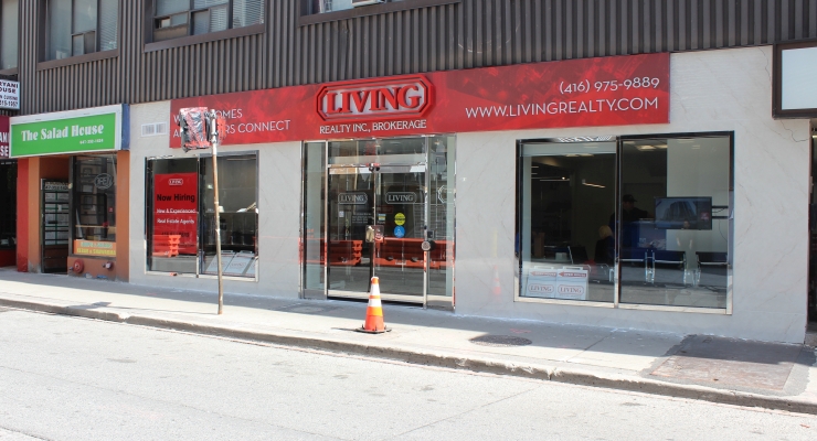 Living Realty celebrates opening a new Yonge and Bloor branch
